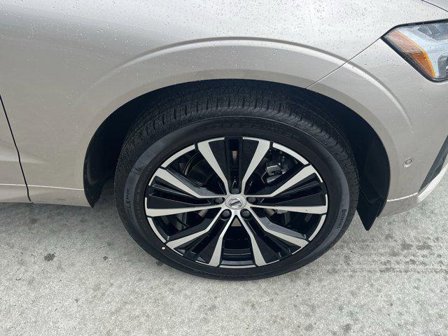 new 2025 Volvo XC60 car, priced at $55,360