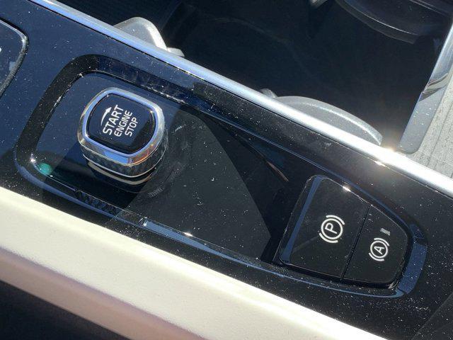 new 2024 Volvo S60 car, priced at $51,295