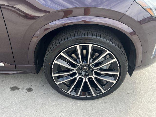 new 2025 Volvo XC90 car, priced at $65,835