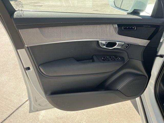 new 2025 Volvo XC90 Plug-In Hybrid car, priced at $82,405