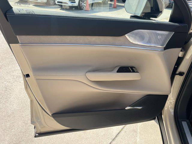 new 2025 Volvo EX90 car, priced at $96,450