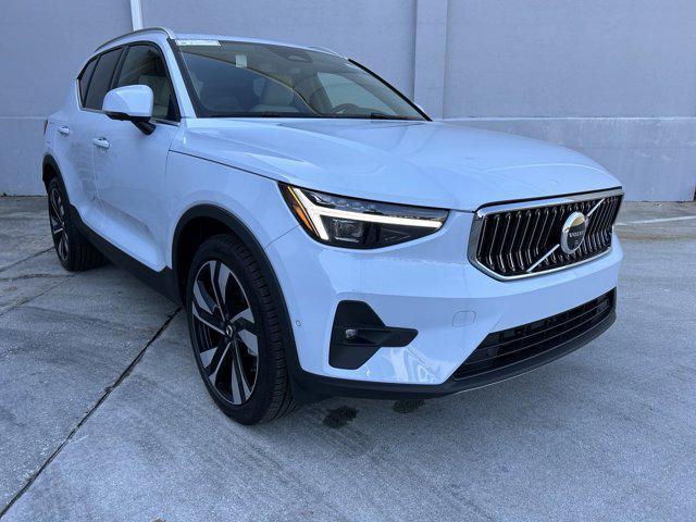 new 2025 Volvo XC40 car, priced at $49,790