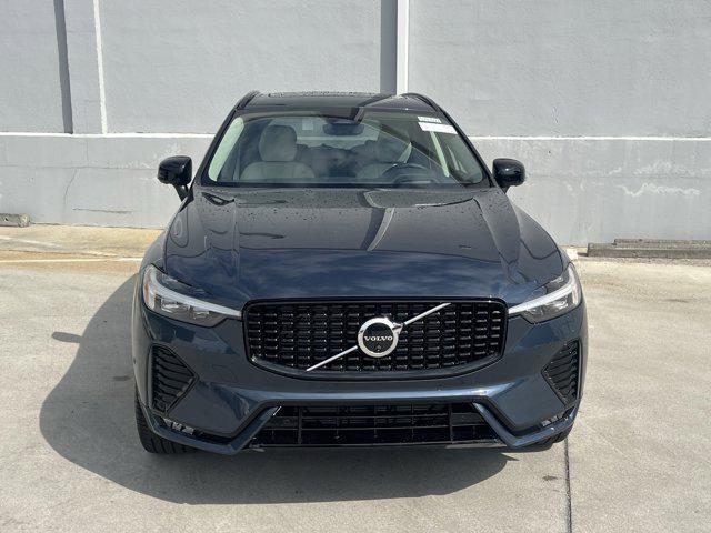new 2025 Volvo XC60 car, priced at $60,660