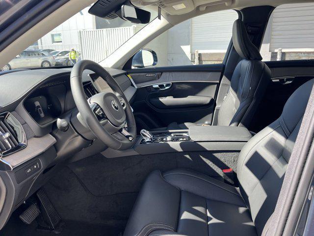 new 2025 Volvo XC90 Plug-In Hybrid car, priced at $82,405