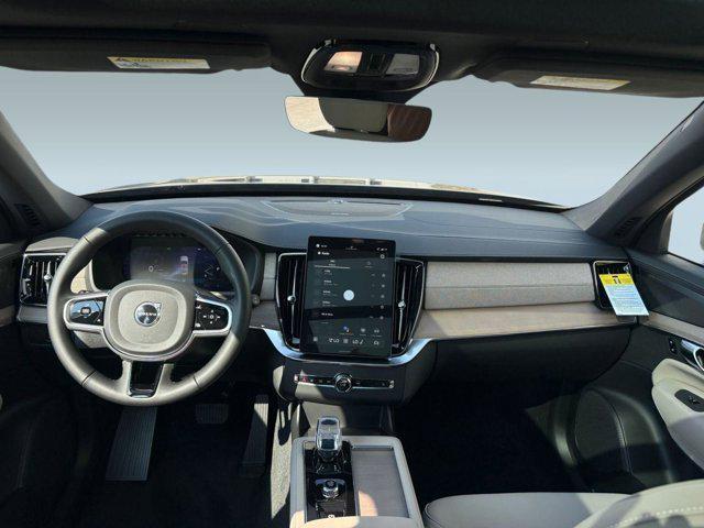 new 2026 Volvo XC90 car, priced at $71,825