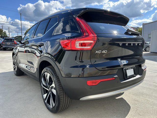 new 2025 Volvo XC40 car, priced at $49,440