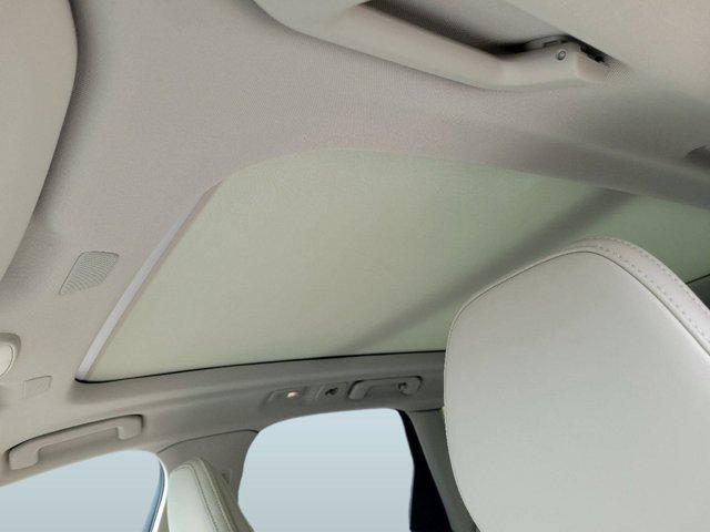new 2024 Volvo XC60 car, priced at $60,040