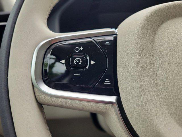 new 2024 Volvo XC60 car, priced at $60,040