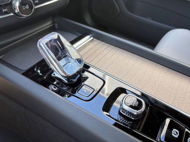 new 2026 Volvo XC60 car, priced at $47,415