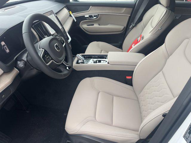 new 2025 Volvo XC90 car, priced at $60,495