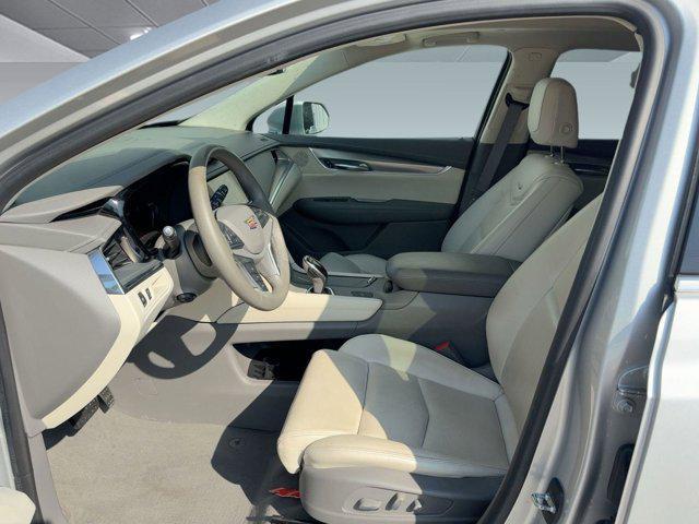 used 2017 Cadillac XT5 car, priced at $19,898