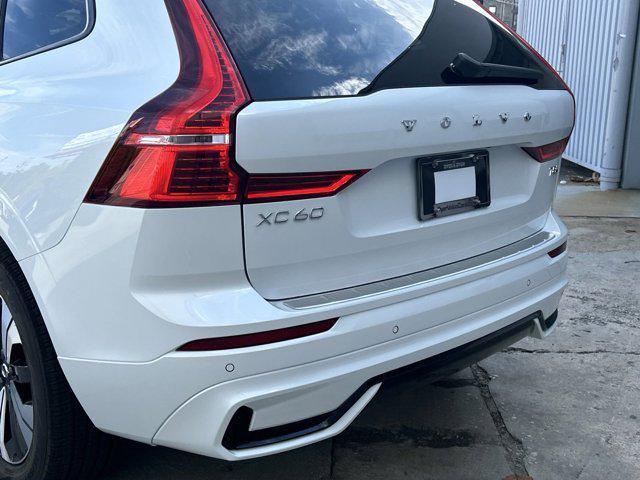 new 2025 Volvo XC60 Plug-In Hybrid car, priced at $62,075