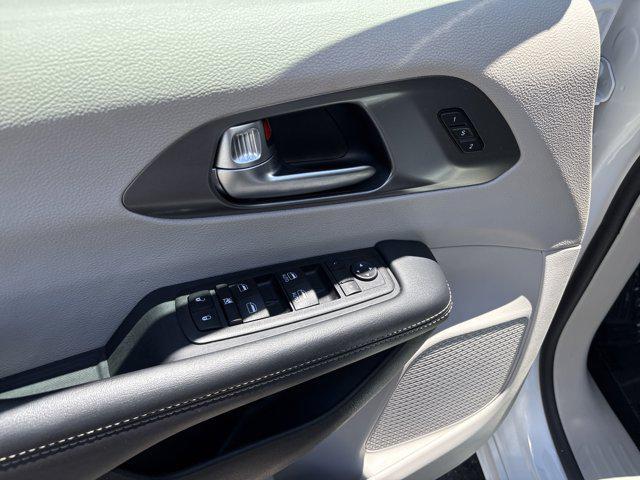 used 2023 Chrysler Pacifica car, priced at $23,989