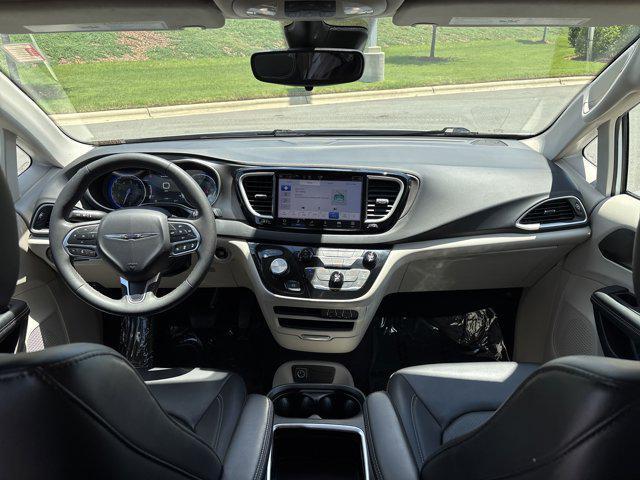used 2023 Chrysler Pacifica car, priced at $23,989