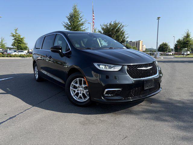 used 2023 Chrysler Pacifica car, priced at $24,969