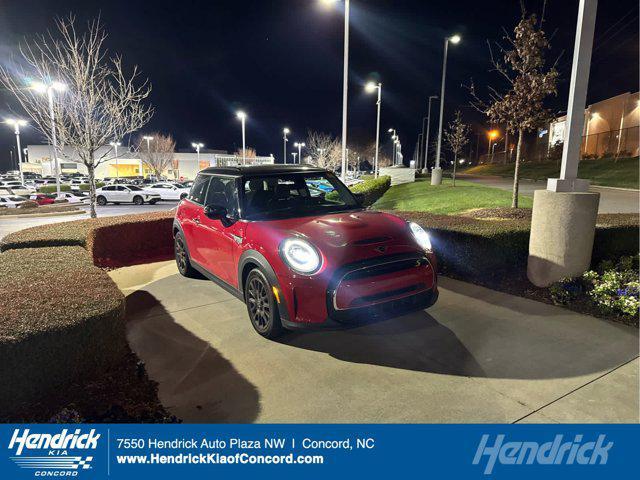 used 2022 MINI Hardtop car, priced at $21,969