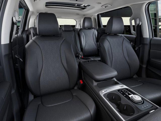 new 2025 Kia Carnival Hybrid car, priced at $54,065