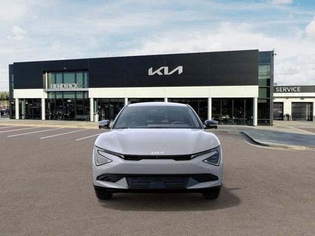 new 2025 Kia EV6 car, priced at $52,275