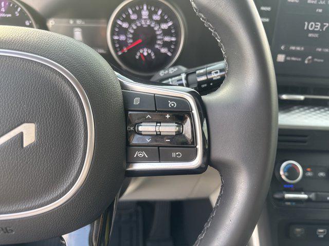 used 2023 Kia Carnival car, priced at $29,989