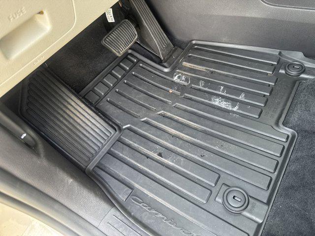 used 2023 Kia Carnival car, priced at $29,989
