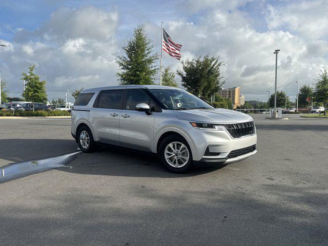 used 2023 Kia Carnival car, priced at $29,989