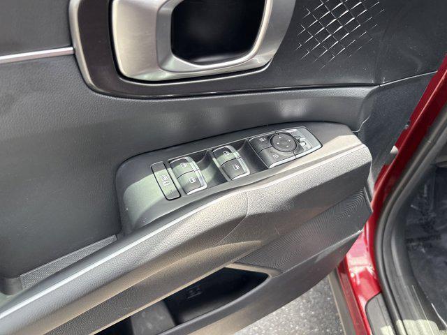 used 2023 Kia Sorento car, priced at $28,989