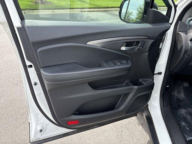 used 2022 Honda Pilot car, priced at $34,969