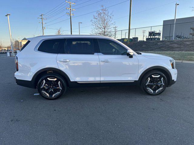 used 2024 Kia Telluride car, priced at $41,969