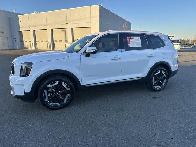 used 2024 Kia Telluride car, priced at $41,969