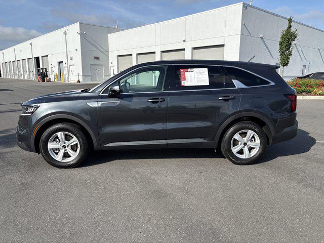 used 2023 Kia Sorento car, priced at $25,989