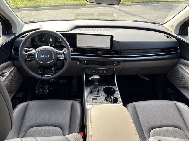 used 2025 Kia Carnival car, priced at $38,691