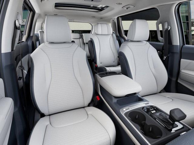 new 2025 Kia Carnival car, priced at $52,260