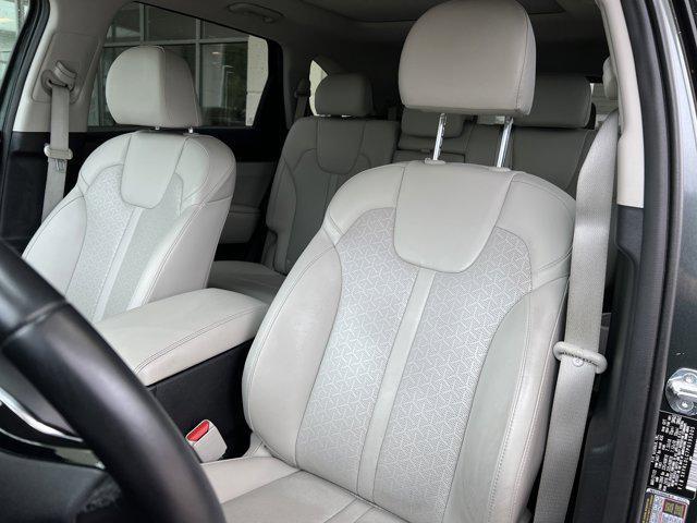 used 2023 Kia Sorento car, priced at $29,991