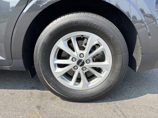 used 2023 Kia Carnival car, priced at $32,989