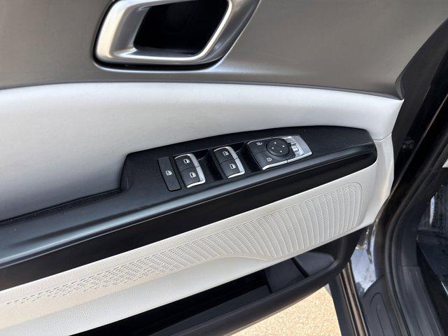 used 2023 Kia Carnival car, priced at $32,989