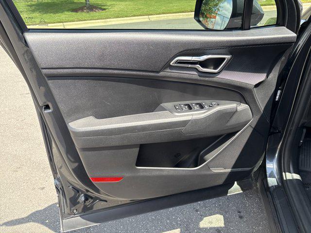 used 2024 Kia Sportage Hybrid car, priced at $28,989