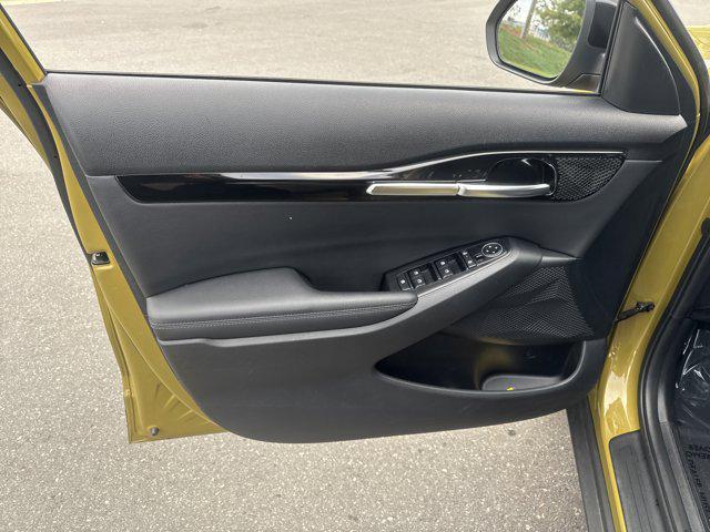 used 2024 Kia Seltos car, priced at $22,991
