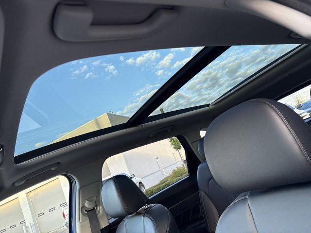 used 2023 Kia Sorento car, priced at $33,991