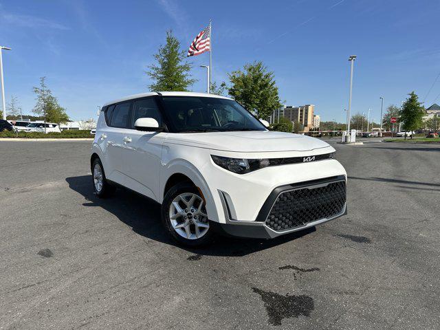 used 2024 Kia Soul car, priced at $20,969