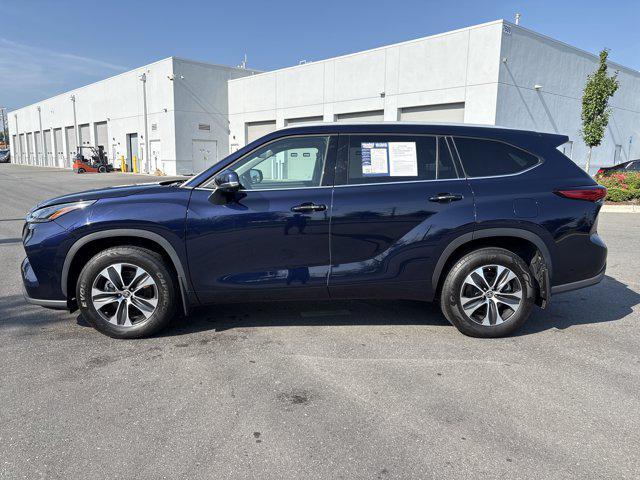used 2022 Toyota Highlander car, priced at $37,469