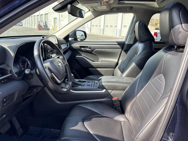 used 2022 Toyota Highlander car, priced at $37,469