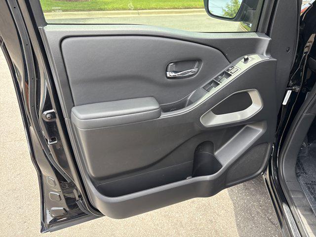 used 2022 Nissan Frontier car, priced at $29,989