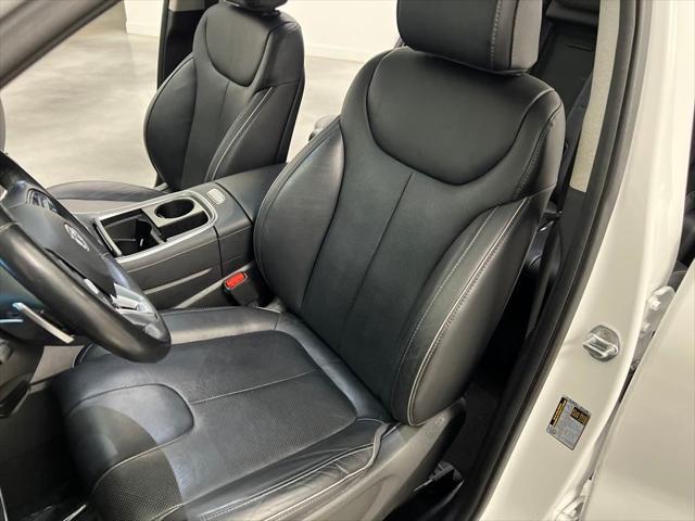 used 2023 Hyundai Santa Fe car, priced at $28,489