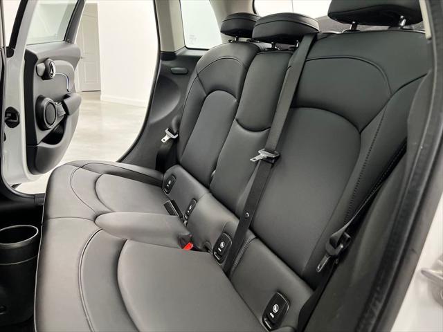 used 2024 MINI Hardtop car, priced at $25,819