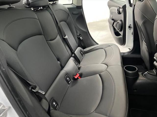 used 2024 MINI Hardtop car, priced at $25,819
