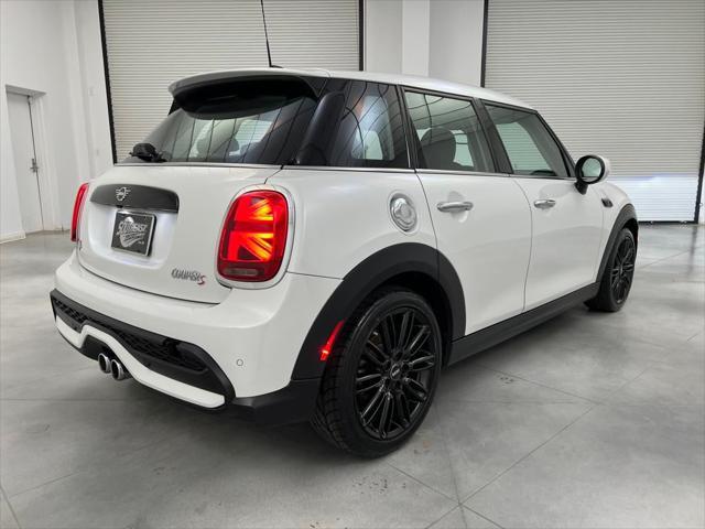 used 2024 MINI Hardtop car, priced at $25,819