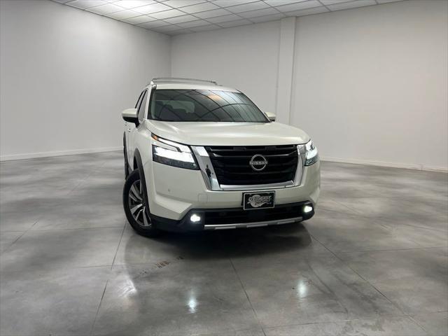 used 2022 Nissan Pathfinder car, priced at $28,889