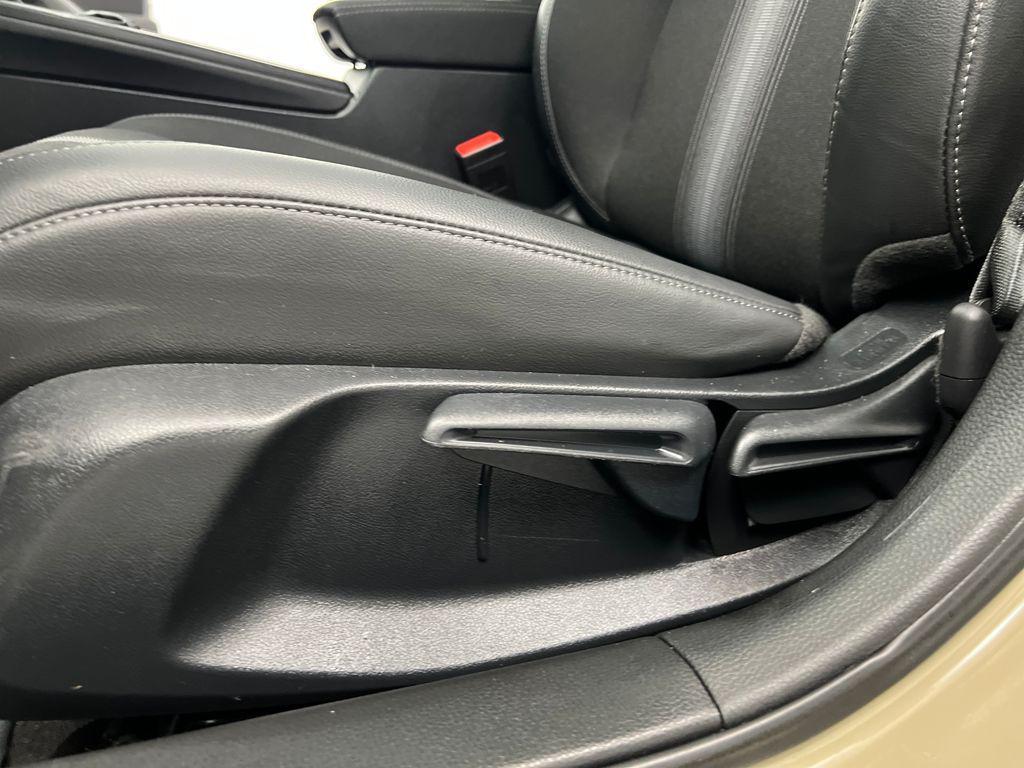 used 2025 Honda Civic Hybrid car, priced at $28,789