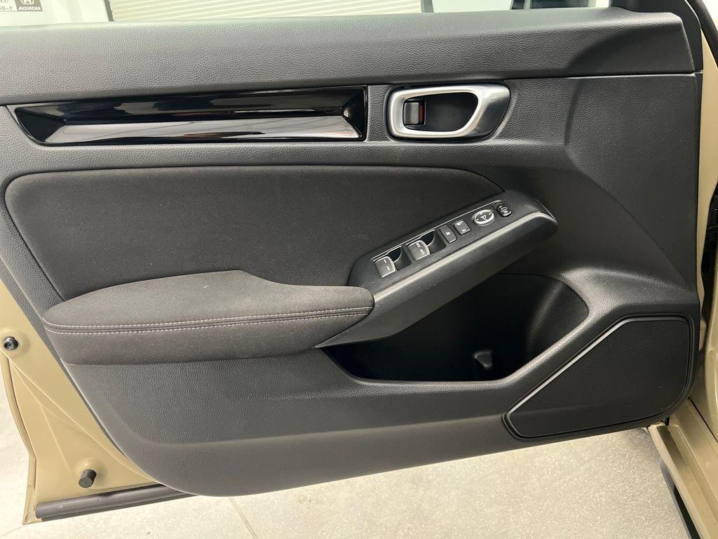 used 2025 Honda Civic Hybrid car, priced at $28,789