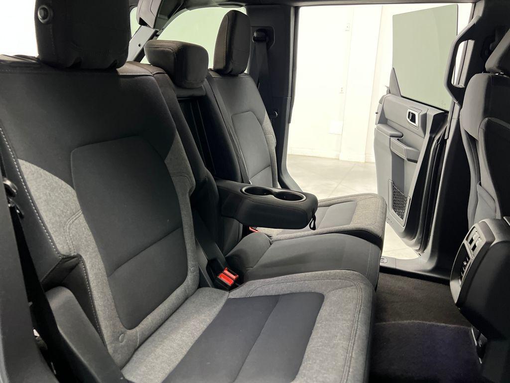 used 2025 Ford Bronco car, priced at $40,589